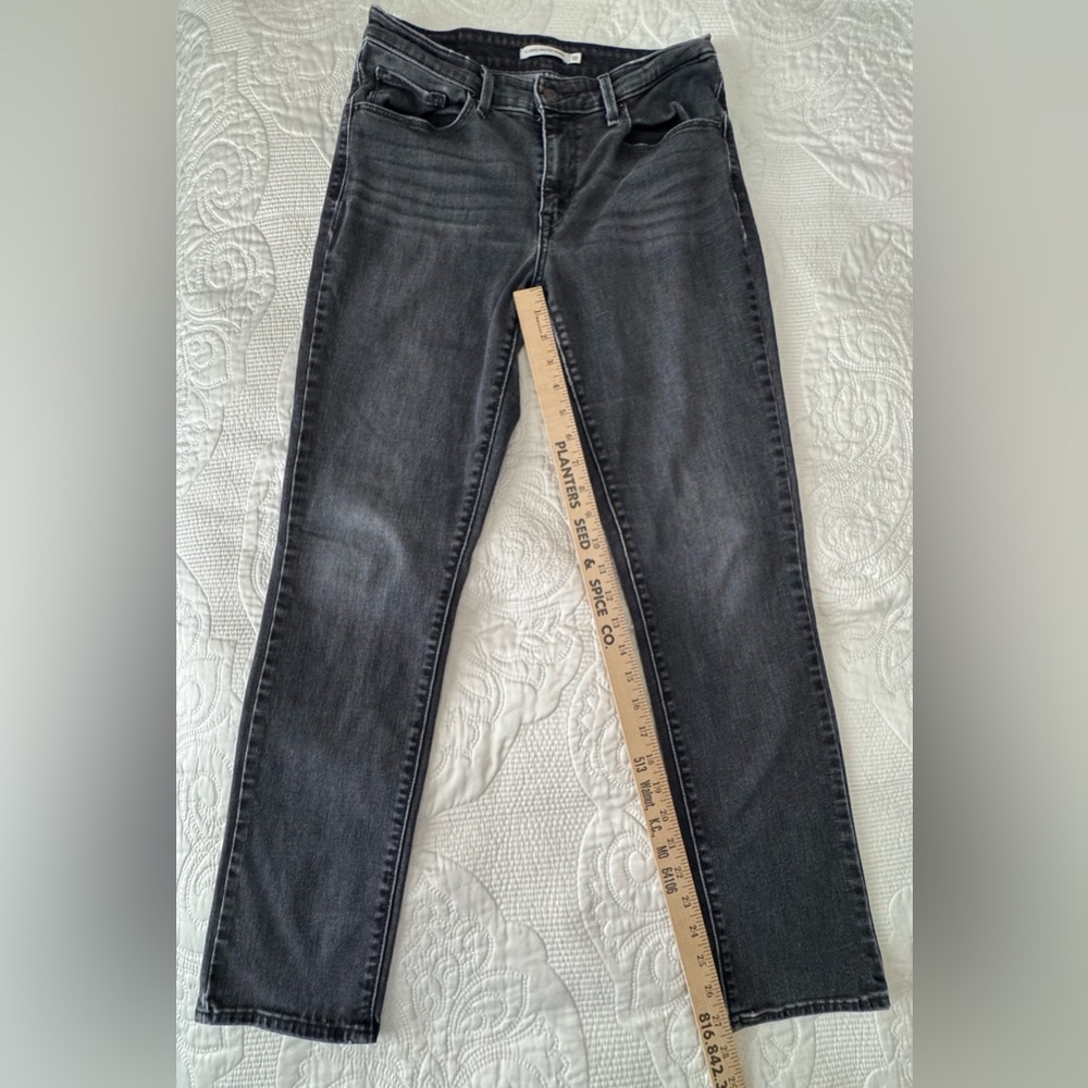 Levi's Women’s Classic Mid Rise Skinny black jeans size 10 - Picture 8 of 10